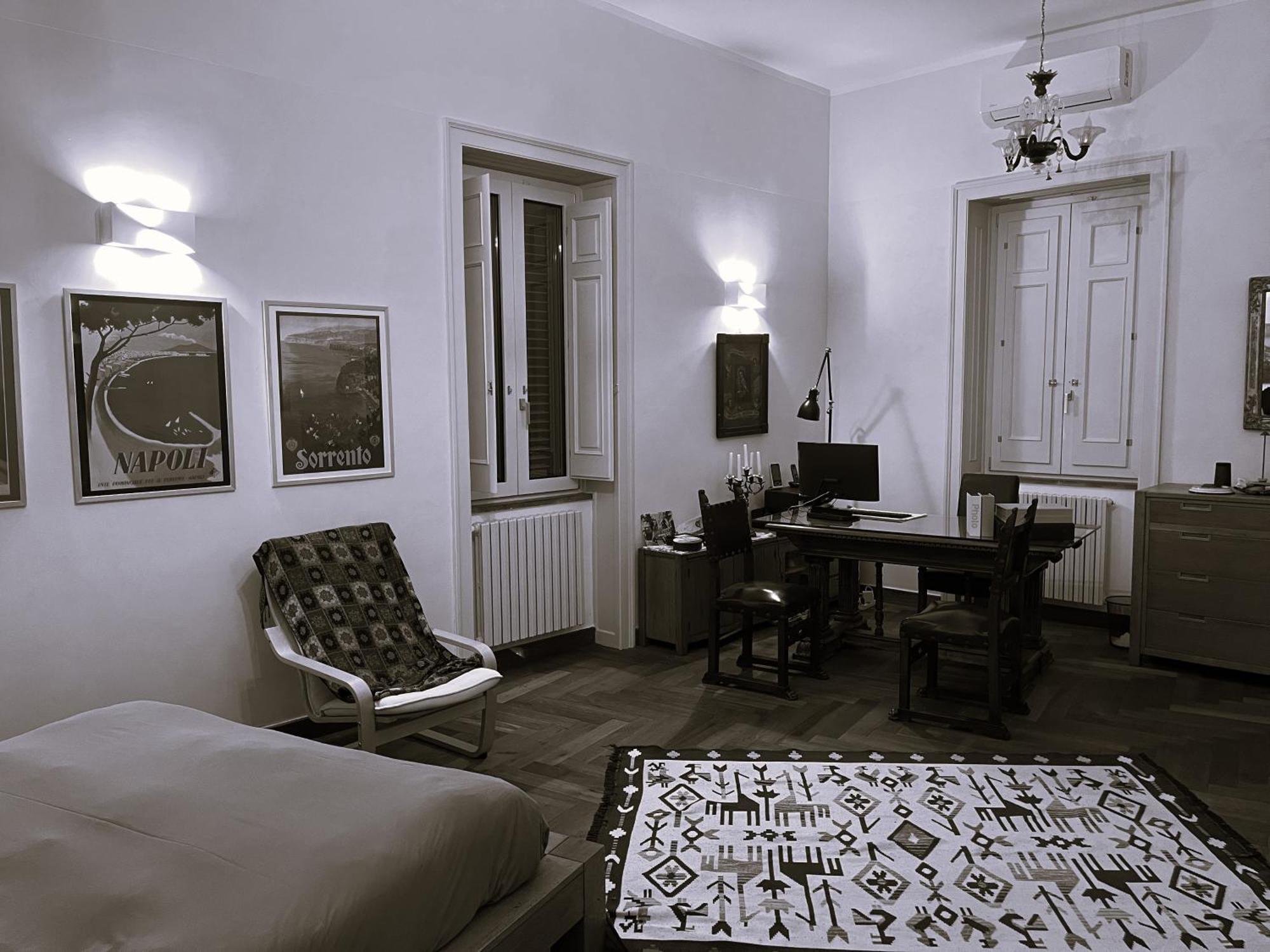 Le Petit Palais - Naples Bed & Breakfast Exterior photo